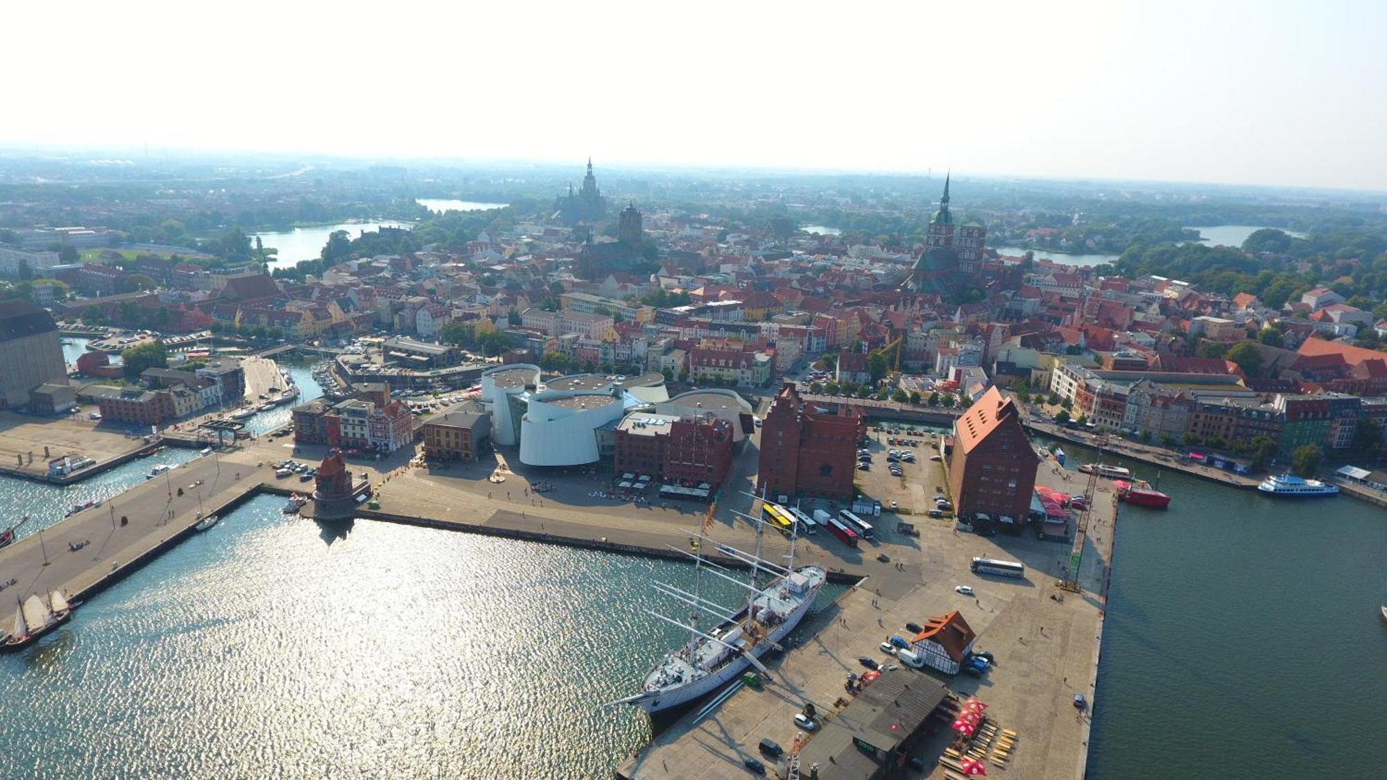 Admiral 1- Sternschanze Stralsund Exterior foto
